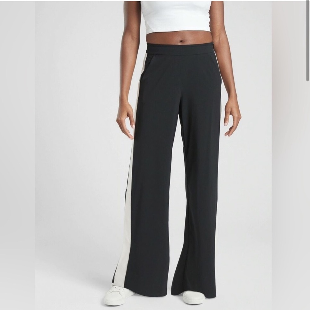 Athleta Office to Workout to Nightout Black and White Wide Leg Jumpsuit Like New